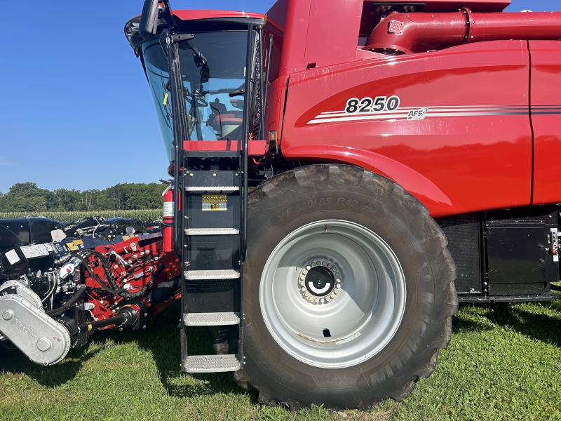 2023 CASE IH 8250 AXIAL FLOW COMBINE *** 12 month interest waiver ***