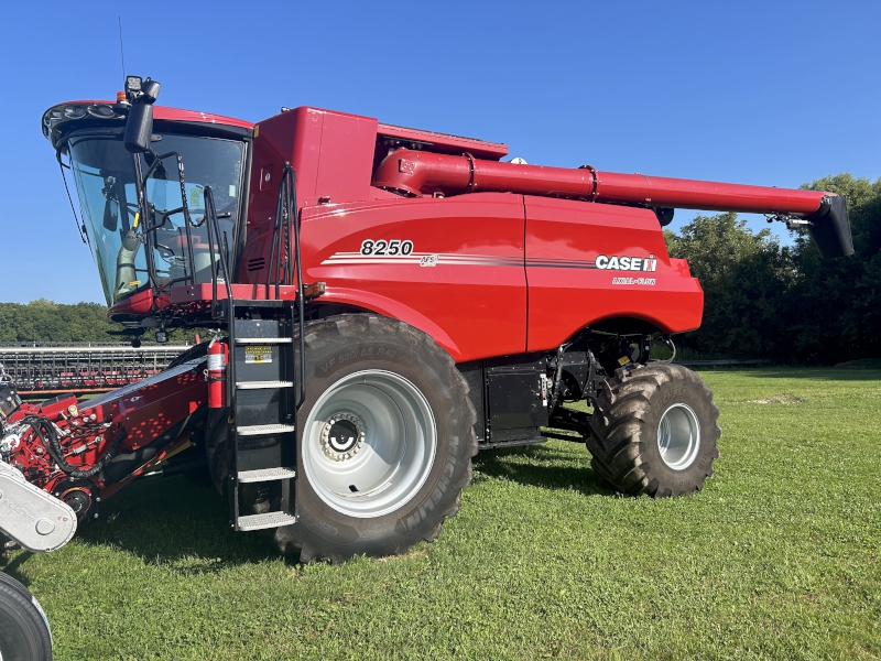 2023 CASE IH 8250 AXIAL FLOW COMBINE *** 12 month interest waiver ***