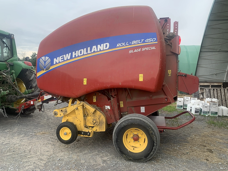 2021 NEW HOLLAND ROLLBELT 450 ROUND BALER