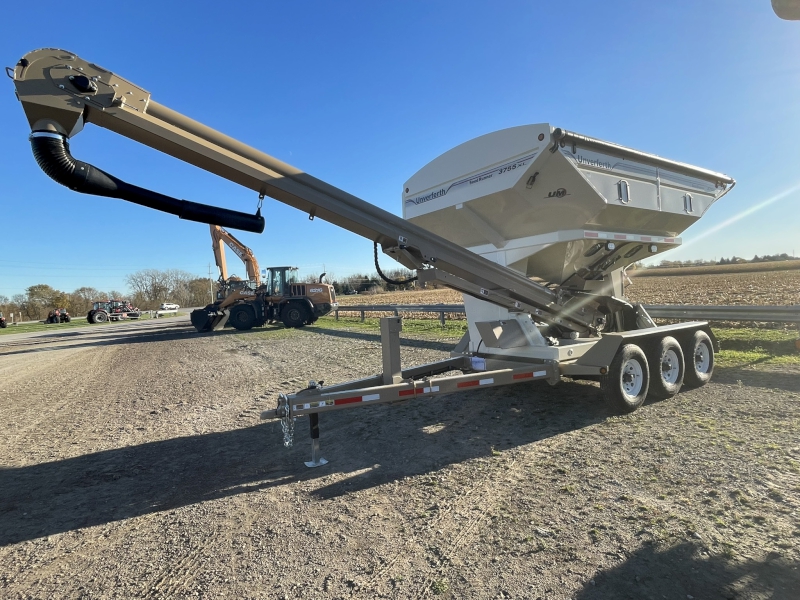 2025 UNVERFERTH 3755XL SEED TENDER