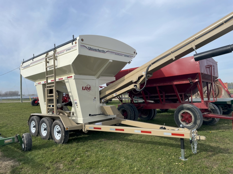 2025 UNVERFERTH 3755XL SEED TENDER