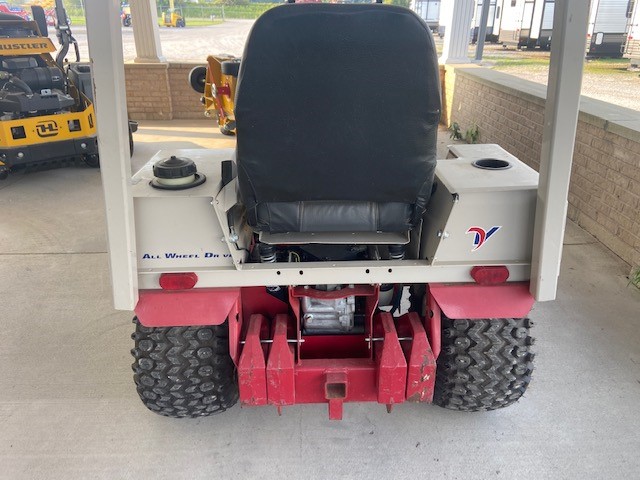 2010 VENTRAC 4131 TRACTOR COMPACT