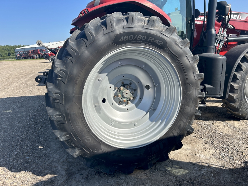 2018 CASE IH PUMA 165 TRACTOR WITH LOADER