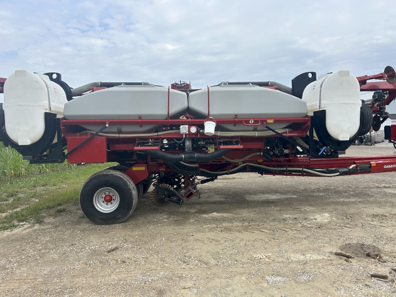 2014 CASE IH 1245 PLANTER