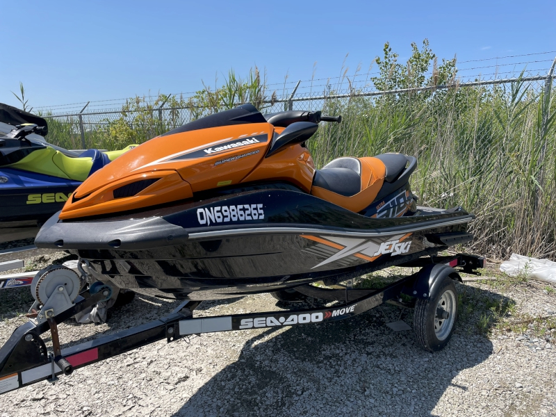 2019 KAWASAKI ULTRA 310X JET-SKI PERSONAL WATERCRAFT