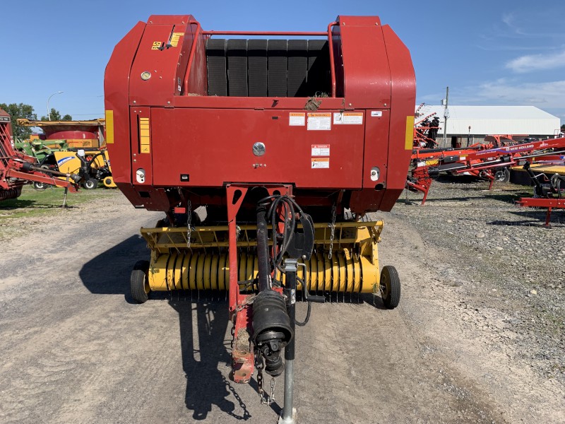 2008 NEW HOLLAND BR7060 ROUND BALER