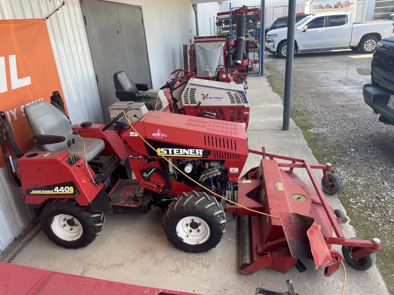 2013 STEINER 440 COMPACT 4WD TRACTOR