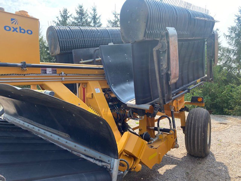 2013 OXBO 330 TRIPLE WINDROW MERGER