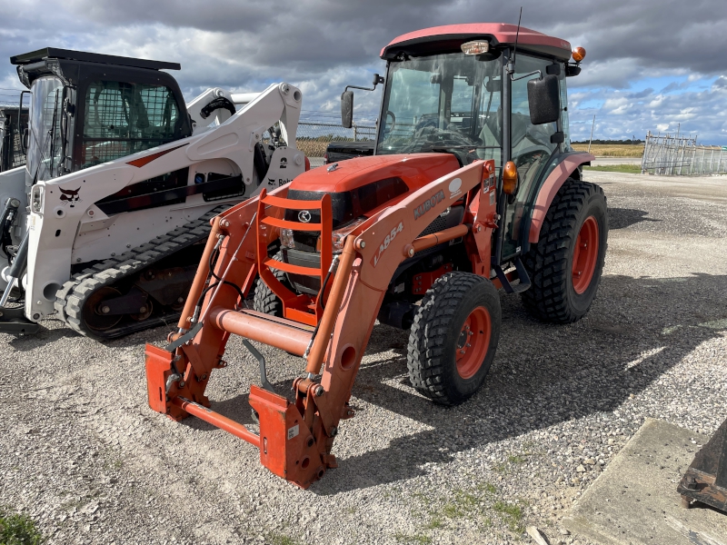 2012 KUBOTA L5740 TRACTOR