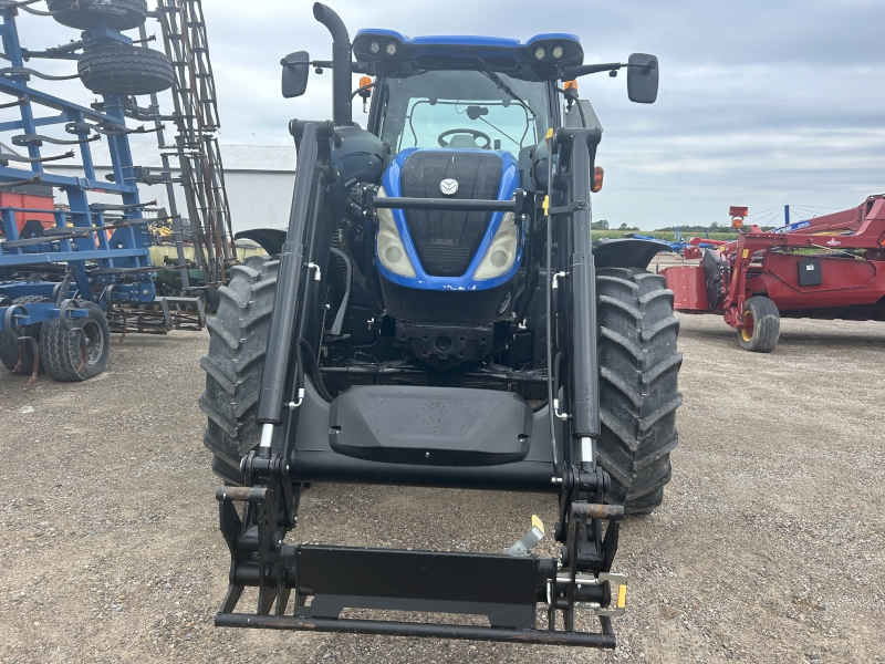 2017 NEW HOLLAND T6.145 PLUS TRACTOR WITH LOADER