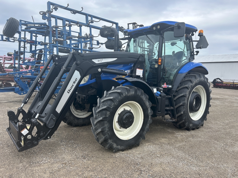 2017 NEW HOLLAND T6.145 PLUS TRACTOR WITH LOADER