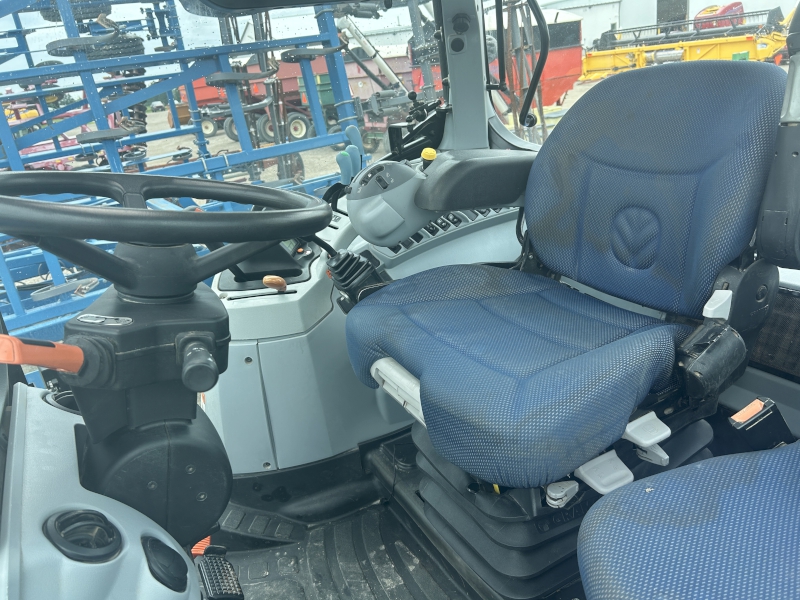 2017 NEW HOLLAND T6.145 PLUS TRACTOR WITH LOADER