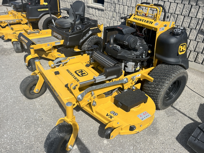 2023 HUSTLER SUPER SF STAND ON ZERO TURN MOWER