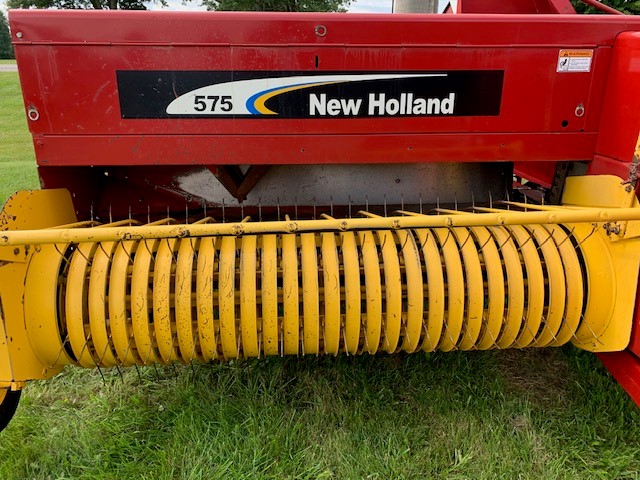 2007 NEW HOLLAND 575 SQUARE BALER