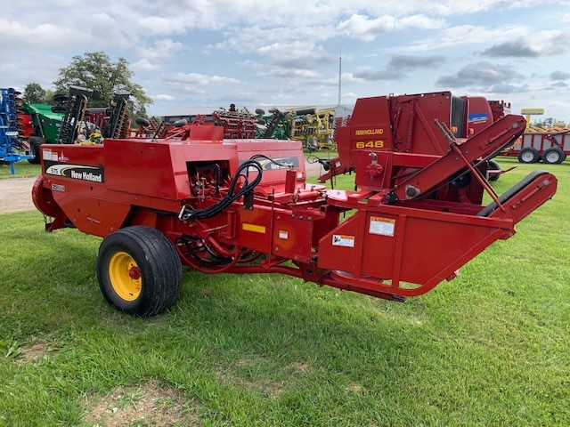 2007 NEW HOLLAND 575 SQUARE BALER