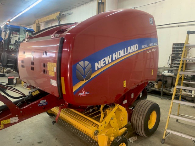 2021 NEW HOLLAND RB450 ROUND BALER