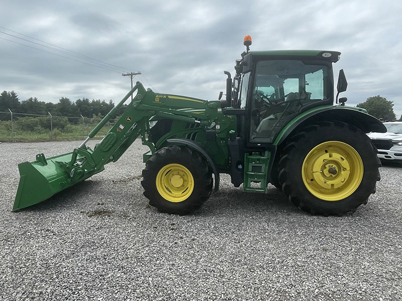 2020 JOHN DEERE 6110R CAB TRACTOR WITH LOADER