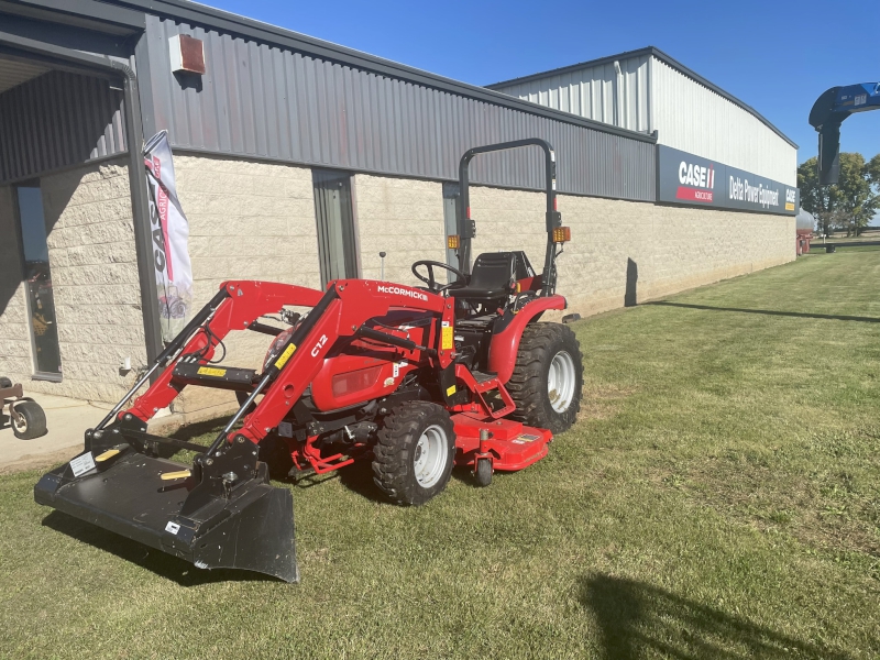 2017 MCCORMICK X1.25 COMPACT TRACTOR