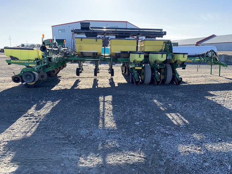 2013 JOHN DEERE 1770 PLANTER