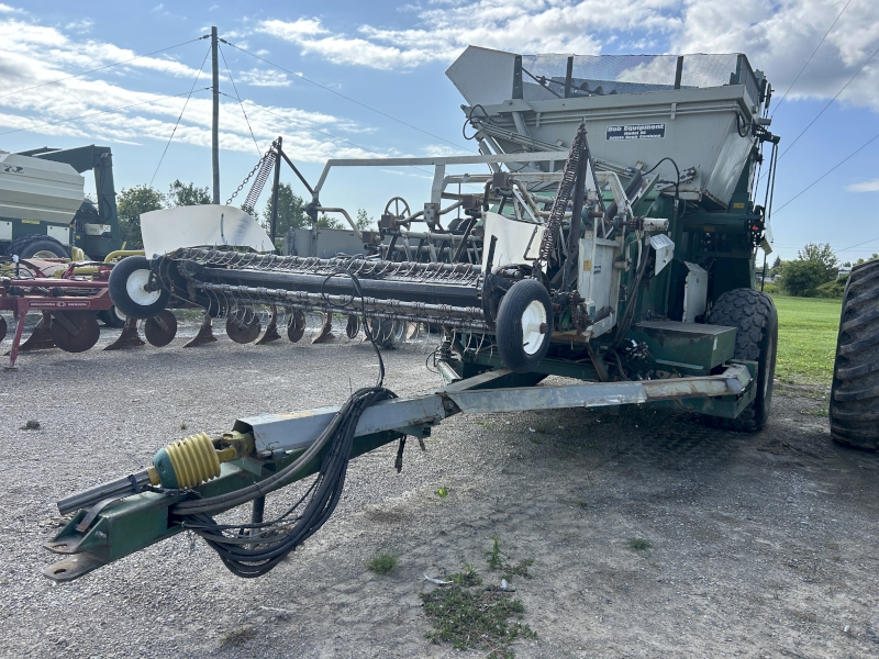 1997 BOB EQUIPMENT 56 BEAN PICKER PULL TYPE EDIBLE BEAN COMBINE