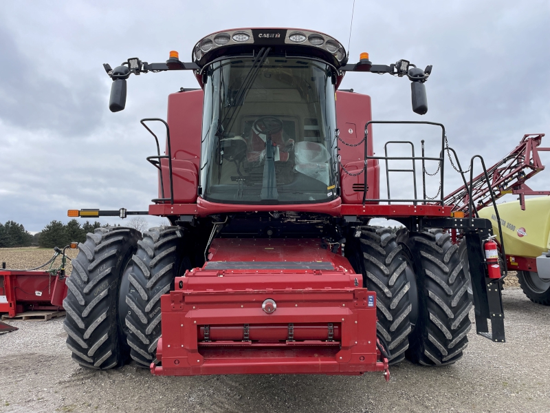 2025 CASE IH 8260 AXIAL-FLOW COMBINE