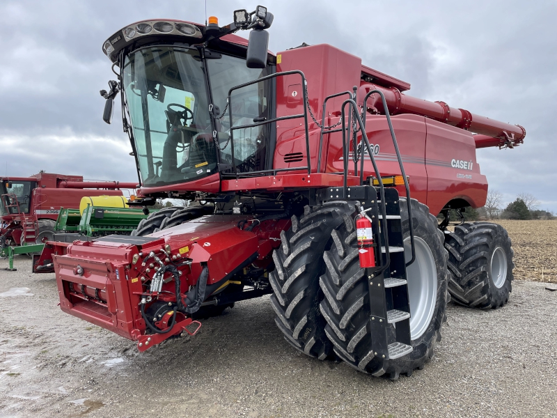 2025 CASE IH 8260 AXIAL-FLOW COMBINE