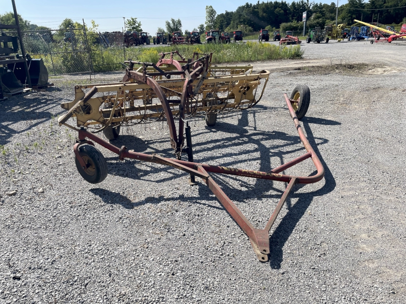 NEW HOLLAND TANDEM 56B RAKE