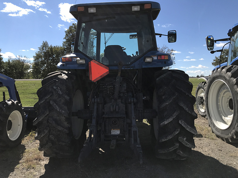 1997 NEW HOLLAND FORD 8670 TRACTOR