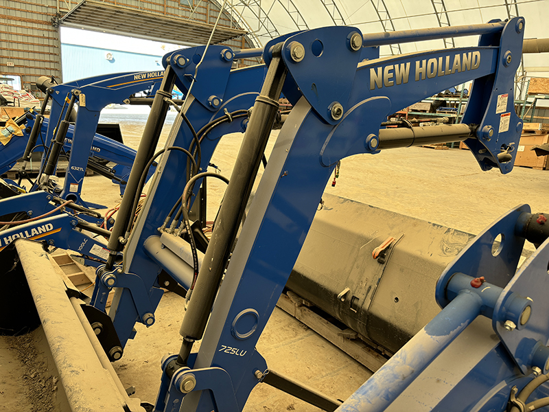 2023 NEW HOLLAND 725 LU FRONT END LOADER