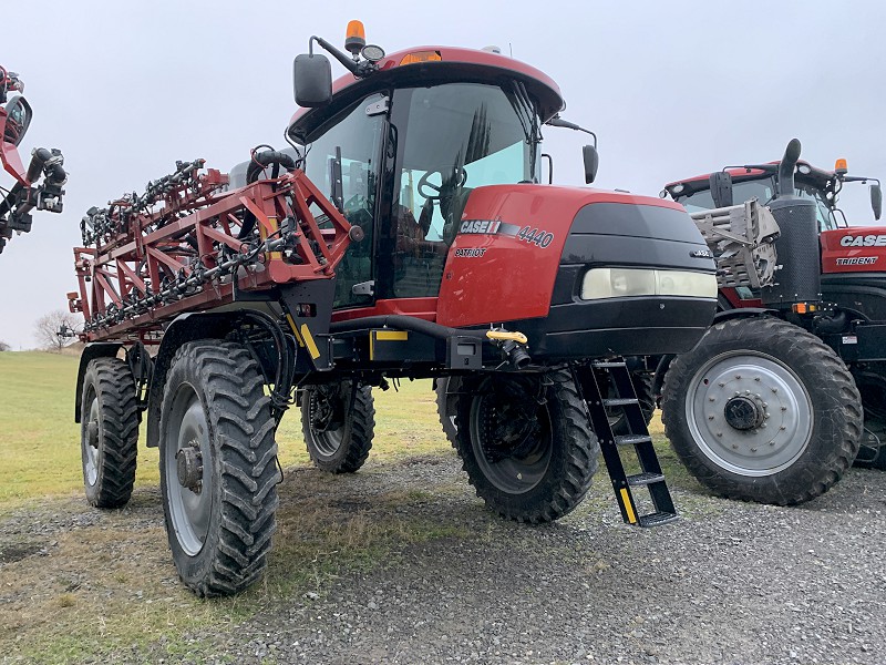 2018 CASE IH PATRIOT 4440 SPRAYER