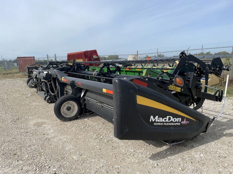 2018 MACDON FD75-40 HEADER COMBINE