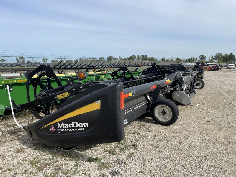 2018 MACDON FD75-40 HEADER COMBINE