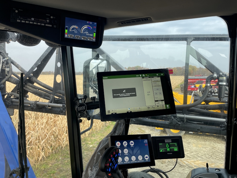 2022 NEW HOLLAND SP310F SPRAYER