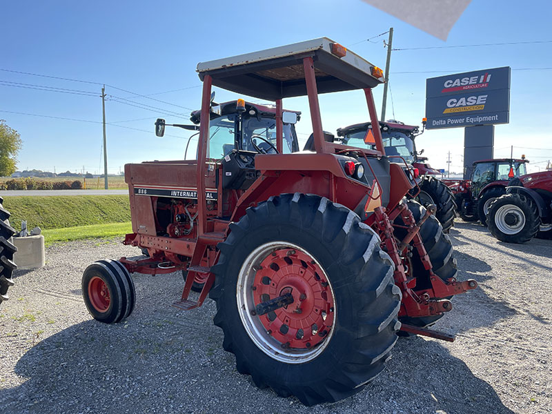 1981 INTERNATIONAL 886 TRACTOR