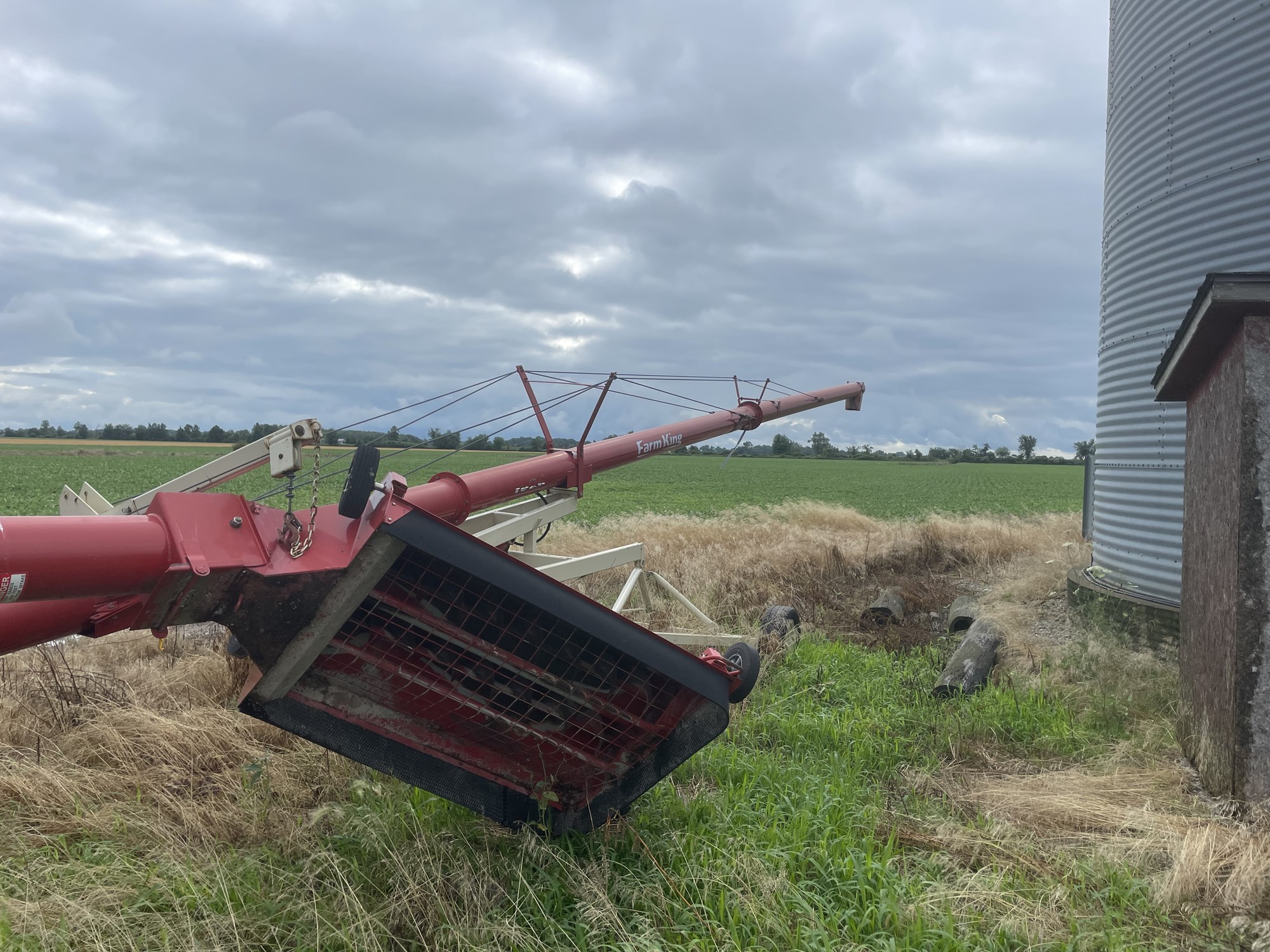 2013 BUHLER FARM KING 1060TM GRAIN AUGER