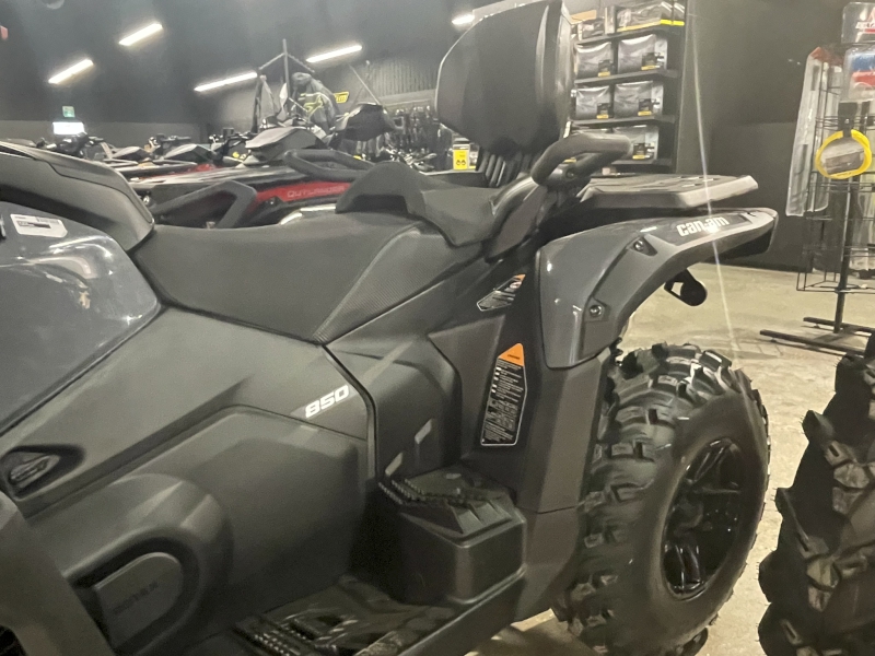 ATV & Utility Vehicles  2025 CAN-AM OUTLANDER MAX DPS 1000R ATV Photo