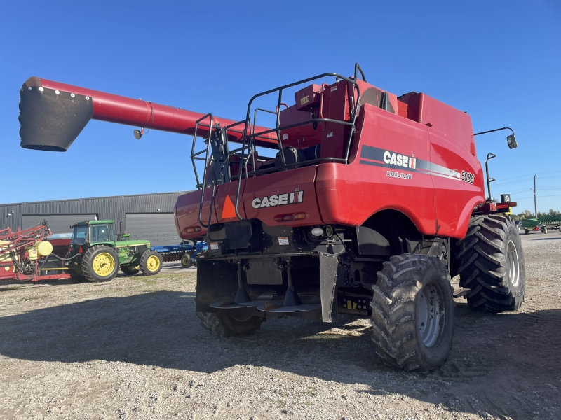 2011 CASE IH 5088 COMBINE