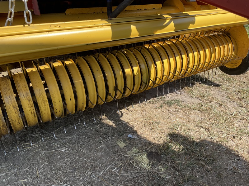 2018 NEW HOLLAND RB450 ROUND BALER