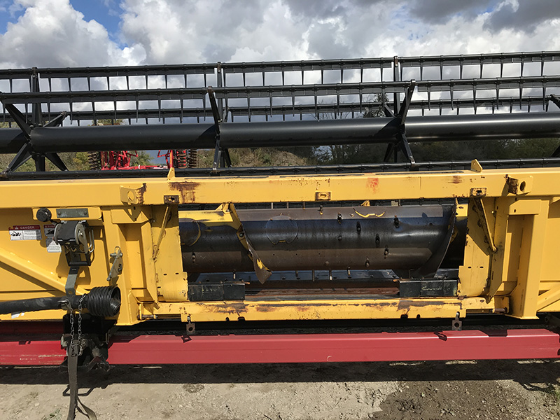 1998 NEW HOLLAND TR98 COMBINE WITH FLEX HEAD