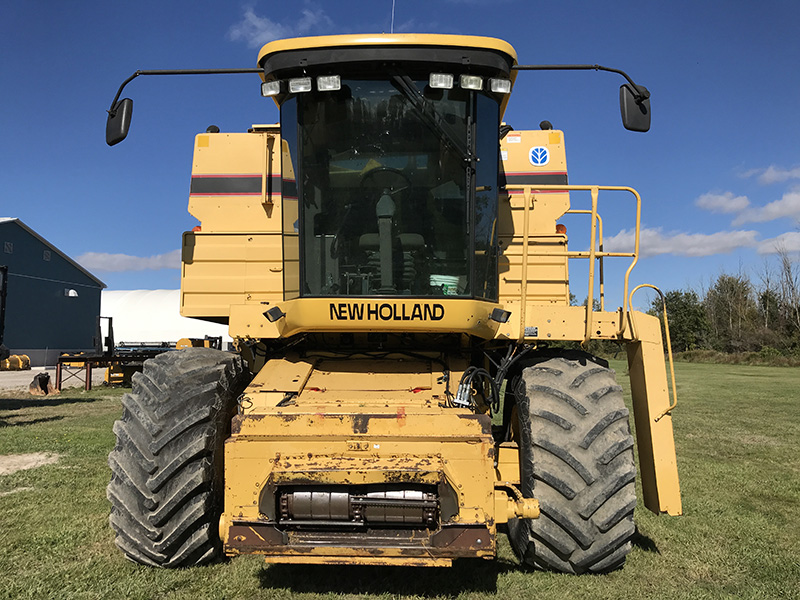 1998 NEW HOLLAND TR98 COMBINE WITH FLEX HEAD