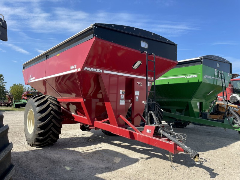 2022 PARKER 1042 GRAIN CART