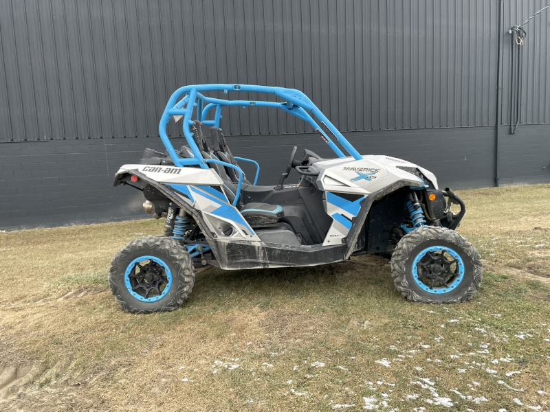 ATV & Utility Vehicles  2016 CAN-AM MAVERICK XDS DPS SIDE BY SIDE Photo