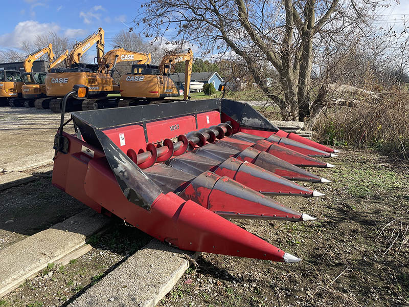 1998 CIH 1063 CORN HEADER