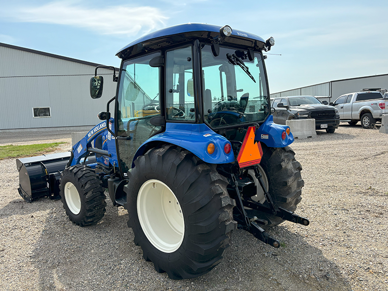 2019 NEW HOLLAND BOOMER 55 T4B TRACTOR WITH CAB AND LOADER