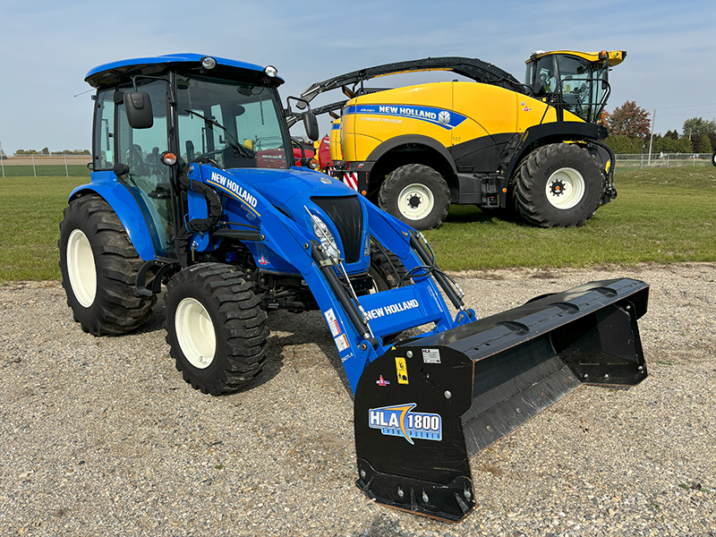 2019 NEW HOLLAND BOOMER 55 T4B TRACTOR WITH CAB AND LOADER