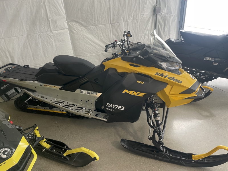 Snowmobiles  2024 SKI-DOO MXZ SPORT 600 EFI SNOWMOBILE Photo