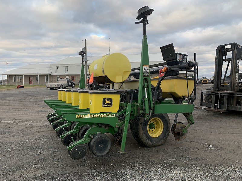 1998 JOHN DEERE 1780 MAX EMERGE PLUS PLANTER