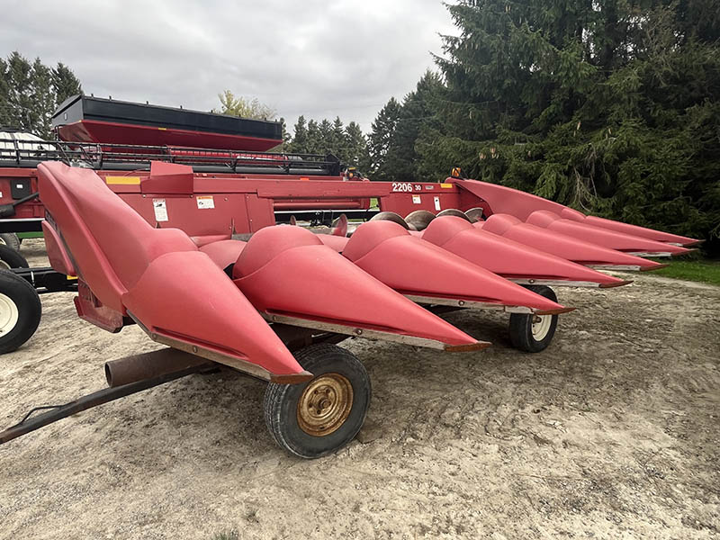 2002 CASE IH 2206 CORN HEAD