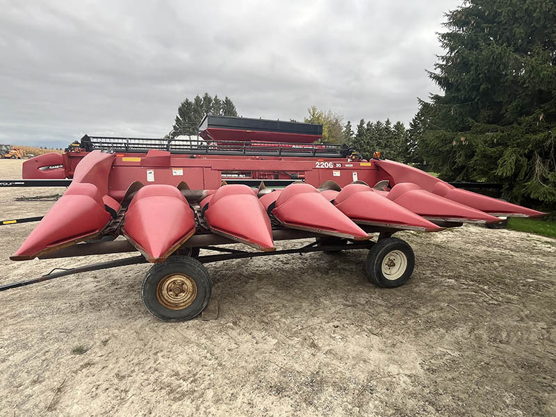 2002 CASE IH 2206 CORN HEAD