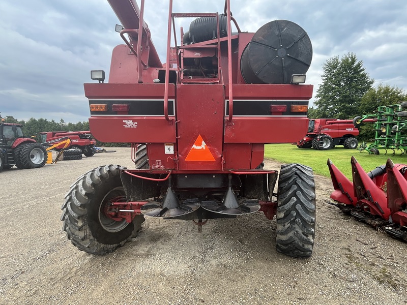 1999 CASE IH 2366 COMBINE